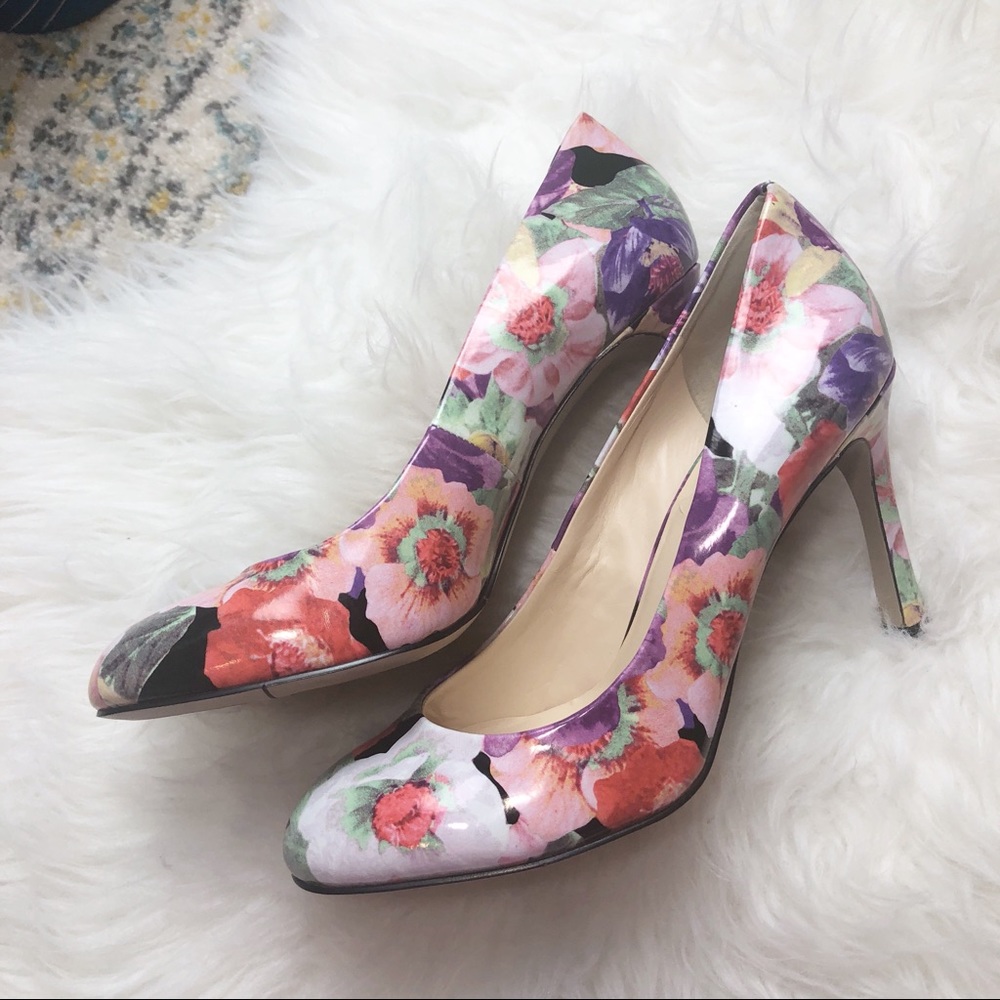 Nine West floral faux leather pumps